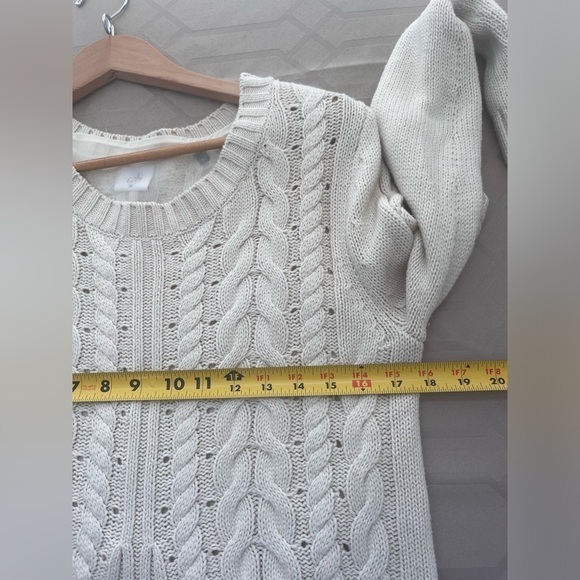 Cabi Women Cable Knit Sweater Lace Up Back in Cream Size Medium - Picture 5 of 6